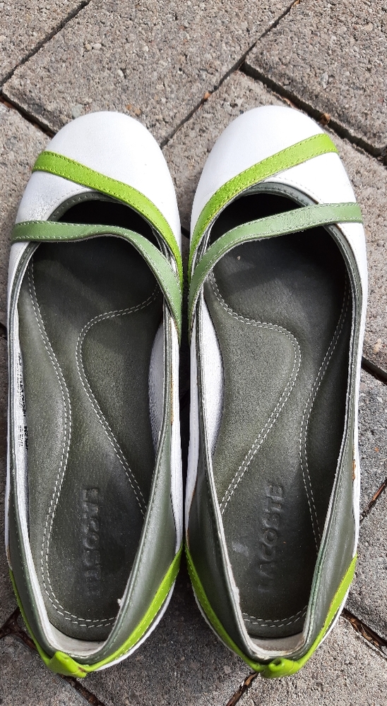 Lacoste flats